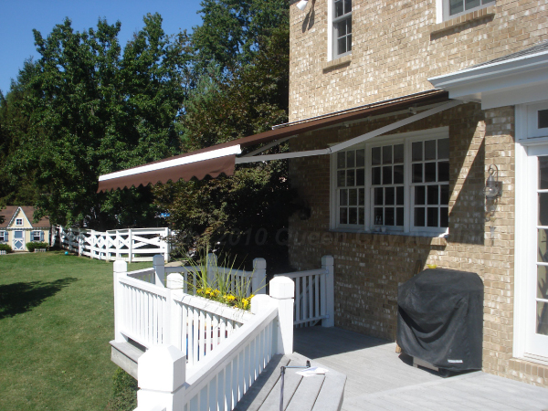 E-Lite Retractable Awning Photo